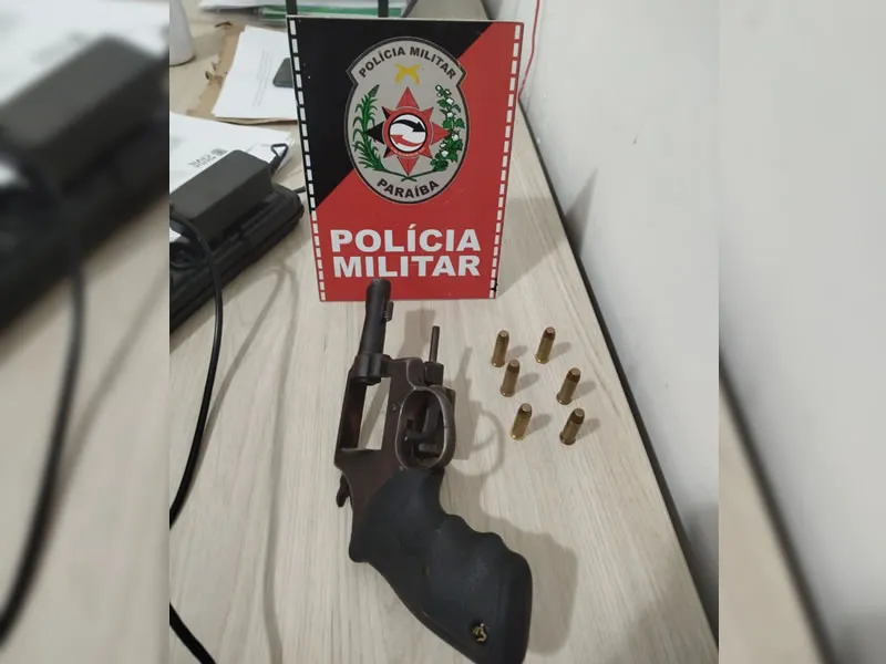 Ação conjunta prende suspeitos e apreende arma em São José de Piranhas