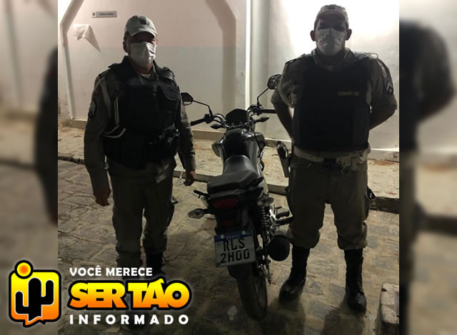 Policiamento de Trânsito recupera moto tomada por assalto na cidade de Sousa