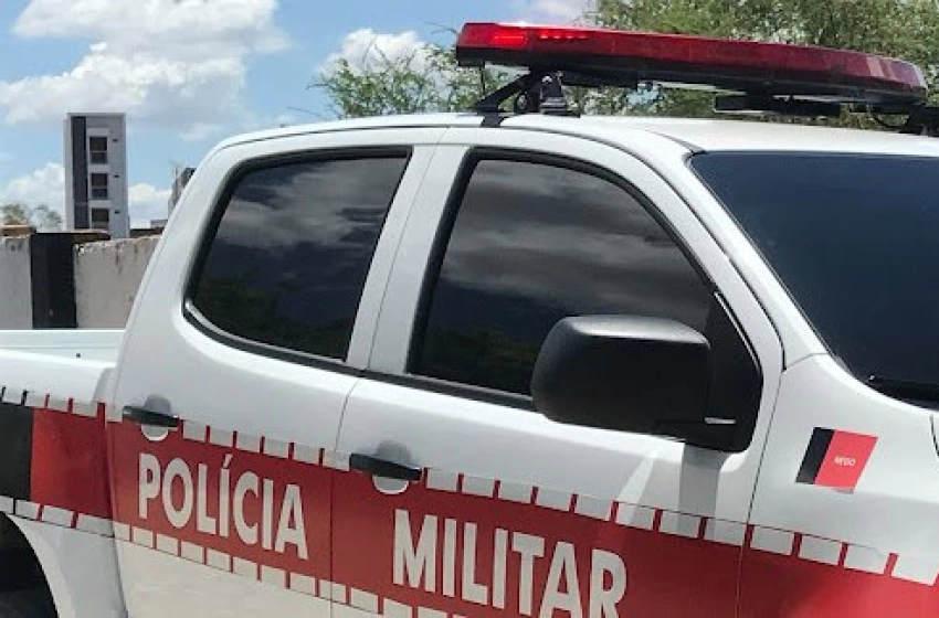 Mulher é conduzida à delegacia por ameaça com faca em Sousa