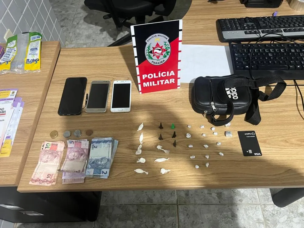 ROTAM prende dupla e apreende drogas após abordagem na cidade de Sousa