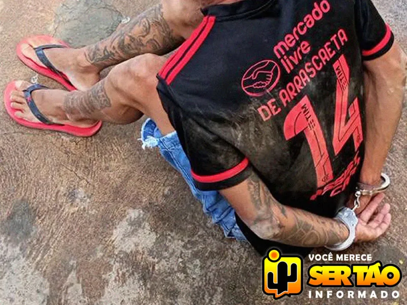 Polícia Militar prende foragido da Justiça por homicídio e organização criminosa em Nazarezinho