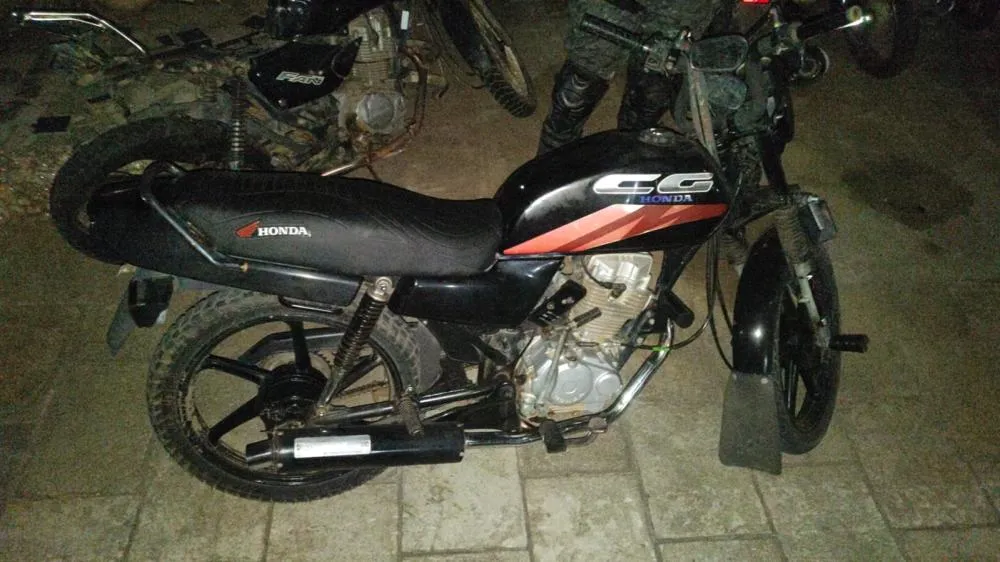 Homem é preso após furar blitz e fugir em alta velocidade em Sousa