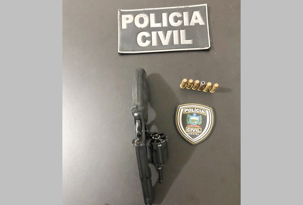 Polícia Militar apreende arma de fogo e prende homem na cidade de Itaporanga