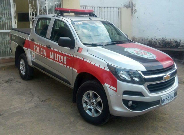Casal é conduzido à delegacia após ser flagrado com drogas em Uiraúna