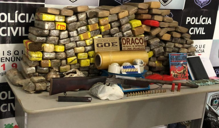 Polícia Civil da Paraíba apreende mais de 200 kg de maconha na divisa com Pernambuco