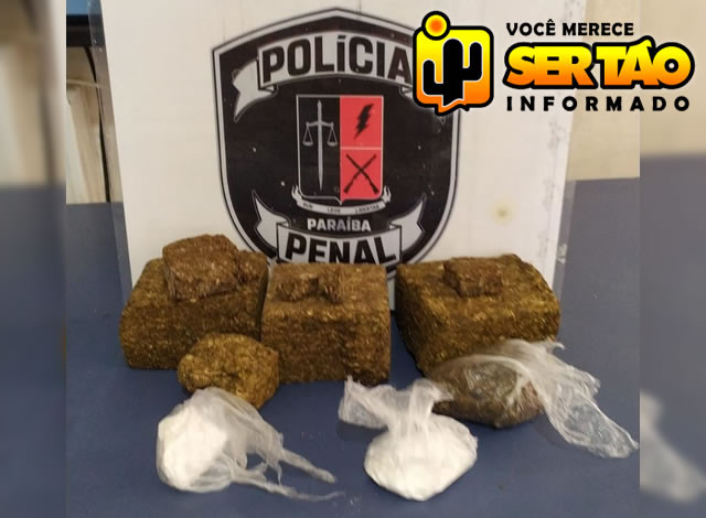Policiais penais apreendem drogas arremessadas para a Colônia Penal Agrícola de Sousa