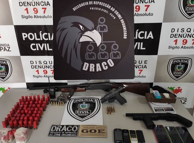 Operação da Polícia Civil cumpre mandados e apreende armas e drogas no Sertão da Paraíba