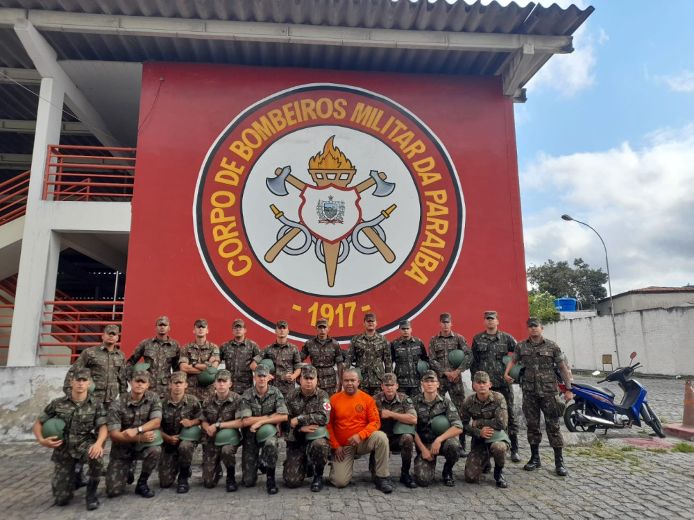 Bombeiros militares realizam curso de APH Tático para militares do Exército Brasileiro em Campina Grande