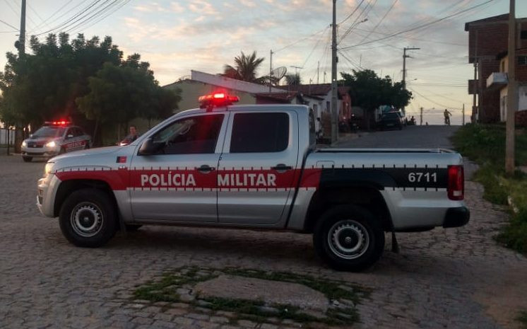 Homem é agredido com pauladas durante negociação de terreno na cidade de Marizópolis