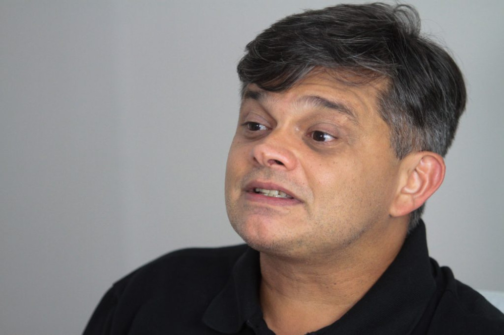 Dimas Gadelha se diz surpreso sobre suposto crime eleitoral nas eleições de 2020 em São Gonçalo-RJ.