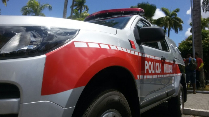 Jovem embriagado promove desordens na casa dos pais em São João do Rio do Peixe e caso termina na delegacia