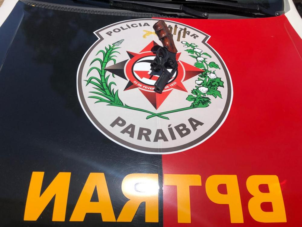 Guarda municipal é preso por porte ilegal de arma de fogo em Cajazeiras