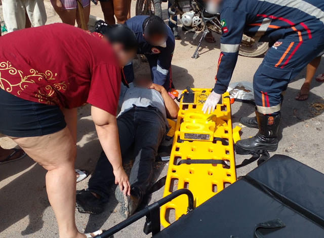 Ex-vereador fica ferido em acidente envolvendo motos na cidade de Sousa