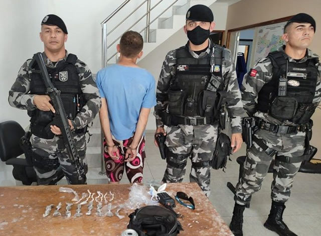 Polícia Militar prende jovem com quantidade de drogas na cidade de Itaporanga