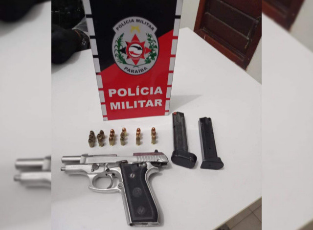 Polícia Militar apreende pistola durante em abordagem em carro na cidade de Sousa