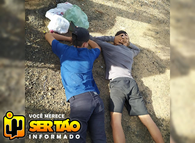 Jovem e adolescente de Sousa são detidos após tentarem arremessar celulares para presídio em Cajazeiras