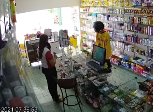 VÍDEO: Bandido armado pratica roubo em farmácia no Distrito de São Gonçalo, em Sousa