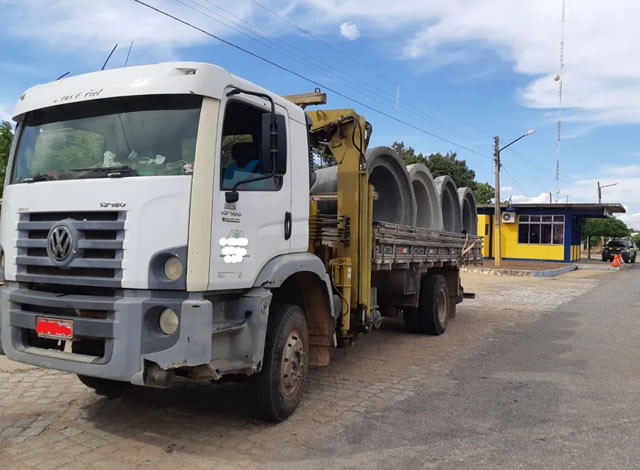 Motorista de caminhão é preso pela PRF dirigindo bêbado em Pombal