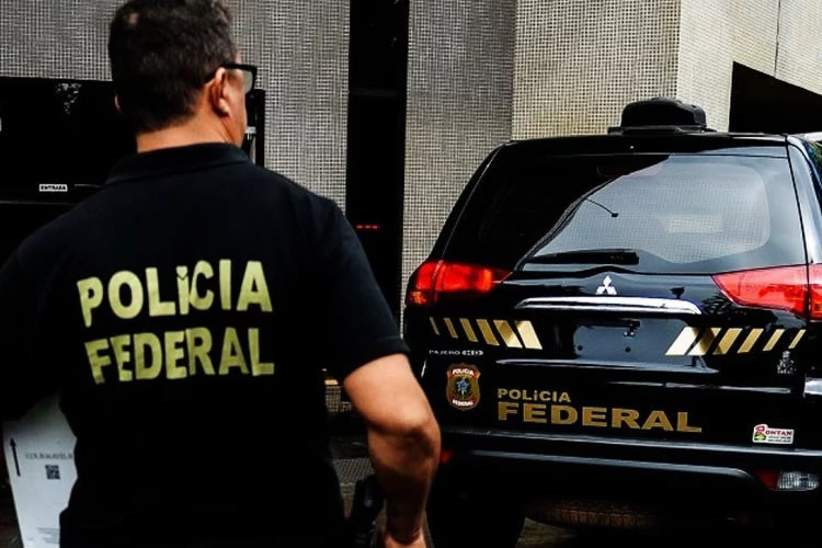 PF cumpre mandado em Sousa/PB em operação contra fraudes em licitação na PB e mais 8 estados