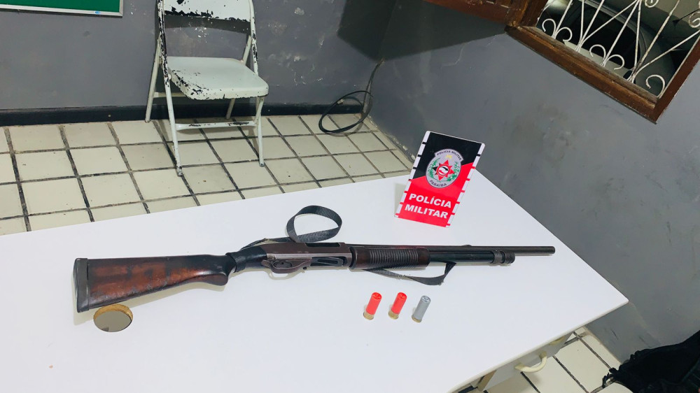 Polícia Militar prende homem por posse ilegal de arma de fogo e ameaça em Paulista