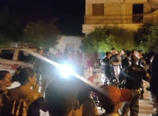 Jovem é levado à delegacia após praticar direção perigosa na cidade de Sousa