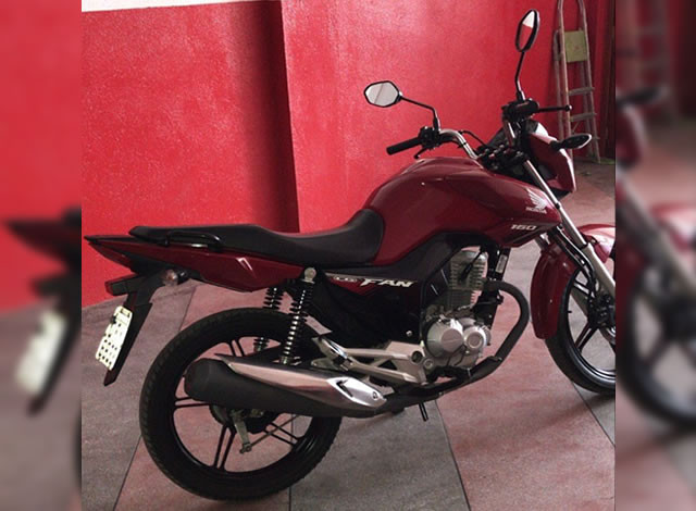 Moto tomada por assalto em Sousa é localizada pela Polícia Militar em Aparecida