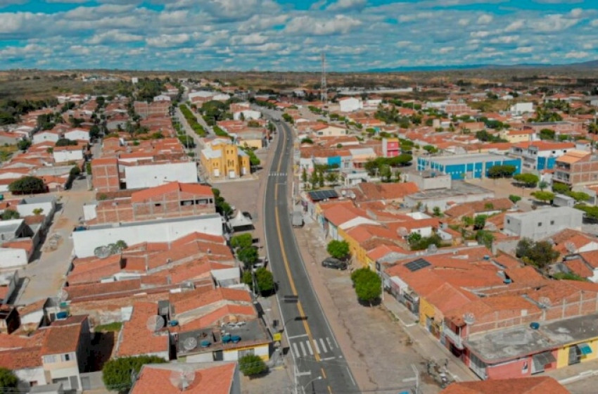Aumento de casos de Covid-19 preocupa população de Aparecida; prefeito emite decreto
