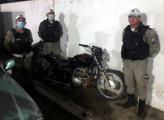 Moto roubada em Aparecida é recuperada pelo Policiamento de Trânsito nas Várzeas de Sousa