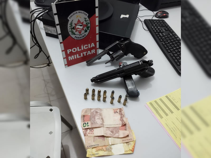 Após tentativa de homicídio, Polícia Militar prende trio, apreende armas e moto roubada em Sousa