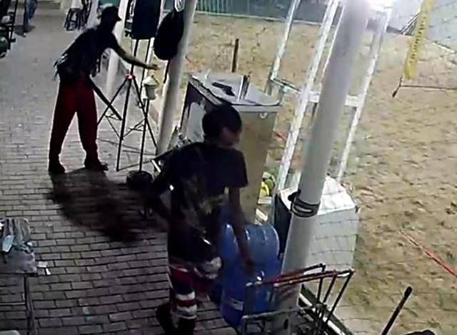 VÍDEO: Quarteto invade centro de treinamento e rouba vários objetos na cidade de Sousa