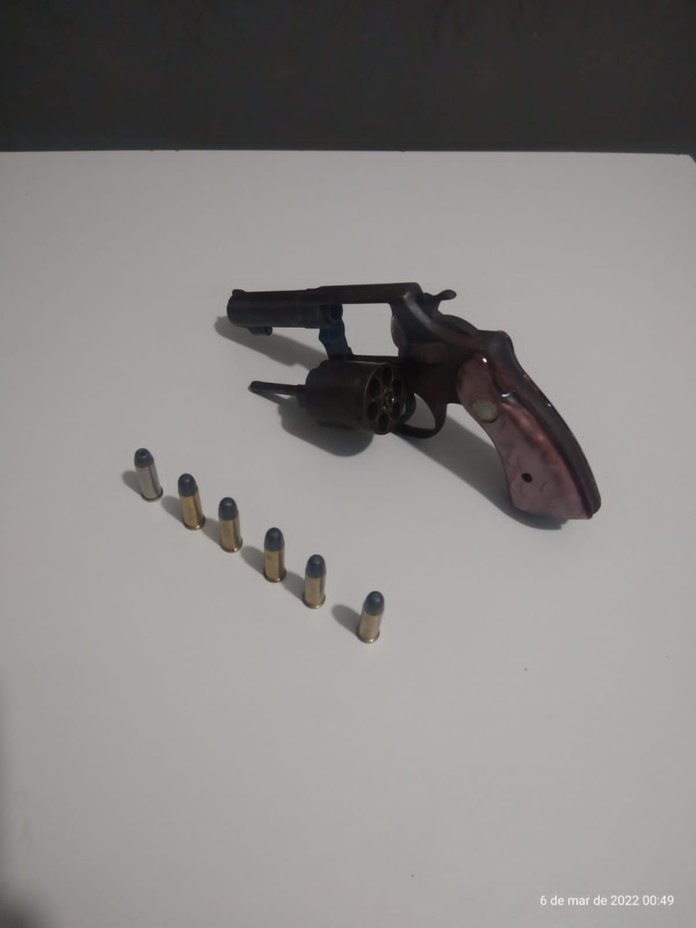 Polícia Militar prende homem com arma de fogo em Riacho dos Cavalos