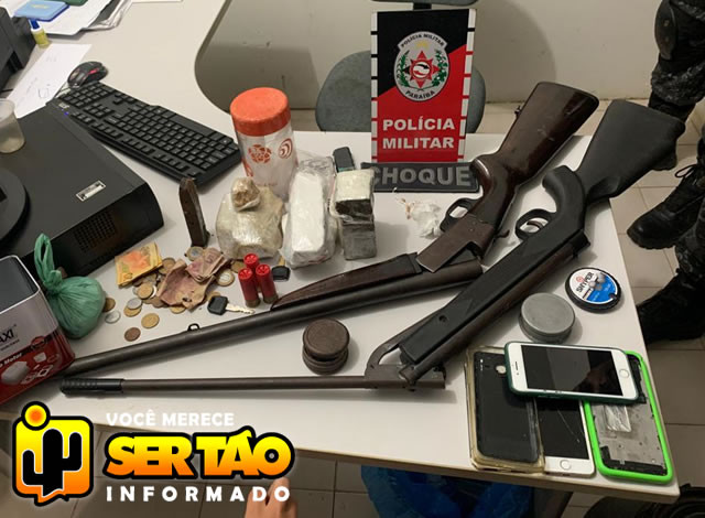VÍDEO: PM apreende drogas, armas e munições após roubo em depósito de bebidas em Vieirópolis