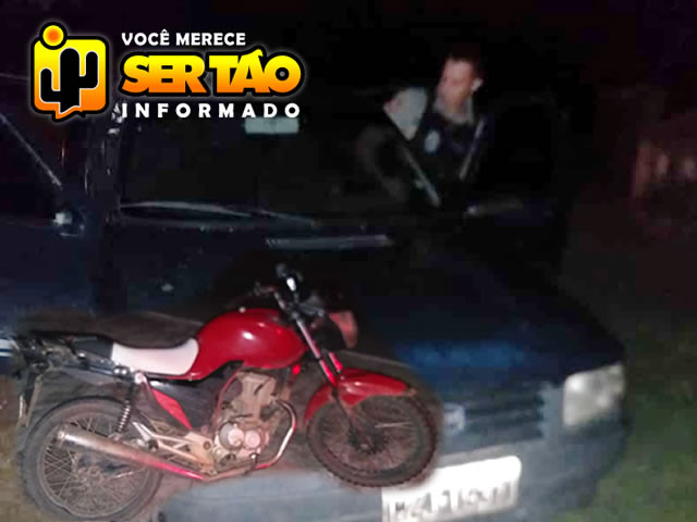 Moto e carro com restrições de roubo são localizados pela Polícia Militar em Santa Cruz