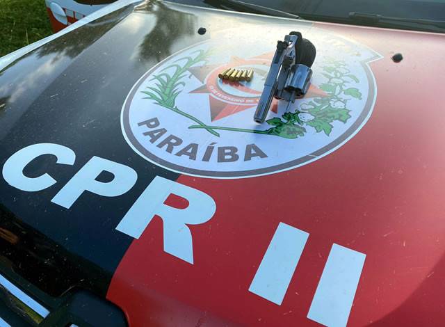 Polícia Militar prende homem armado durante operação em Brejo do Cruz