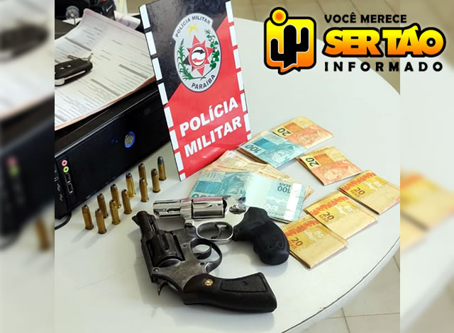 Polícia Militar apreende armas de fogo durante abordagem a micro-ônibus no município de Lastro