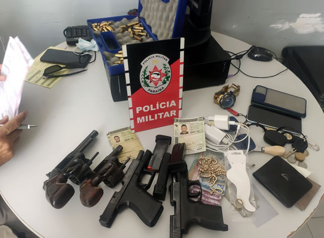 Homens são presos pela Polícia Militar em Sousa após praticarem roubo contra empresário em Cajazeiras
