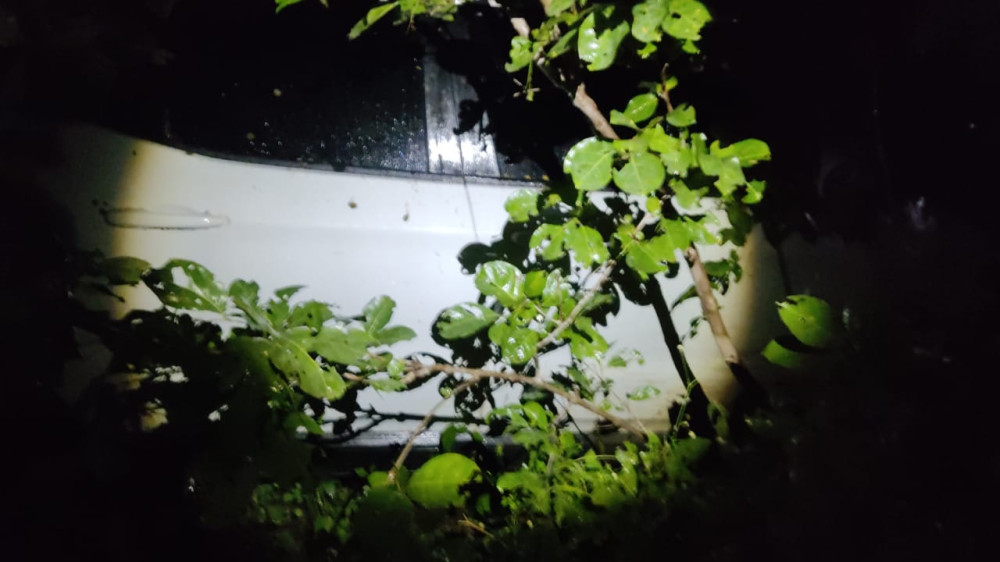 Carro usado em roubo de carro-forte em Aparecida é localizado pela Polícia Militar