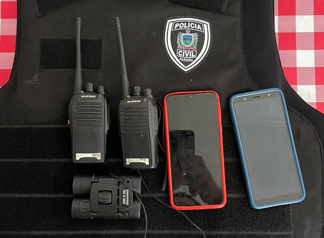 Polícia Civil recupera motocicleta com indícios de roubo e conduz homem à delegacia em Pombal