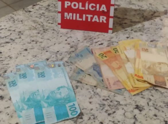 Jovem é detido após ser flagrado com dinheiro falso na cidade de Riacho dos Cavalos