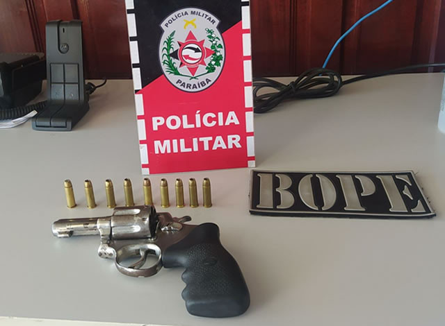 BOPE apreende arma de fogo durante abordagem na cidade de Patos