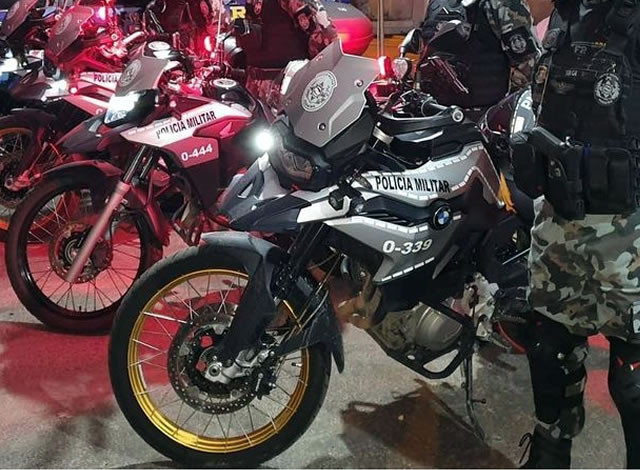 Jovem é conduzido à delegacia após praticar direção perigosa na cidade de Sousa
