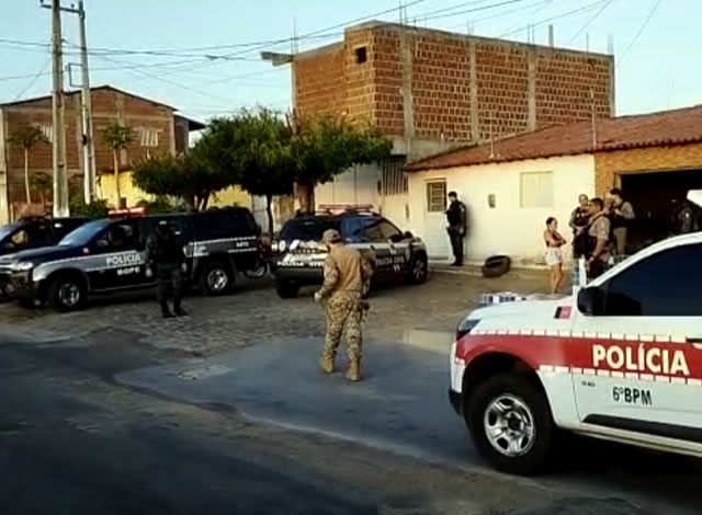 Forças de segurança prendem 12 pessoas acusadas de integrarem grupo criminoso no Sertão da Paraíba