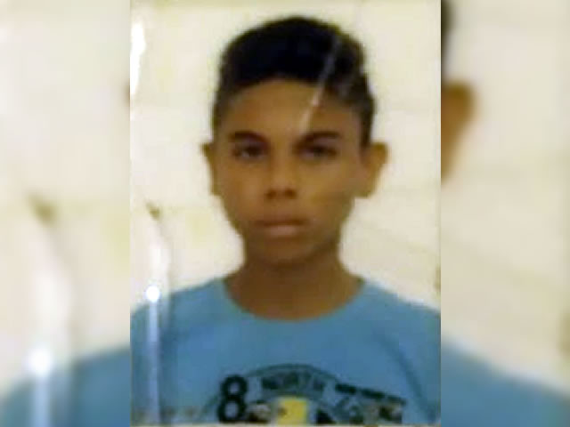 Jovem é encontrado morto com marcas de tiros em matagal na cidade de Pombal