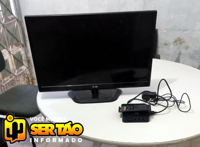Polícia Militar prende acusados de furto e recupera eletrônicos furtados na cidade de Sousa