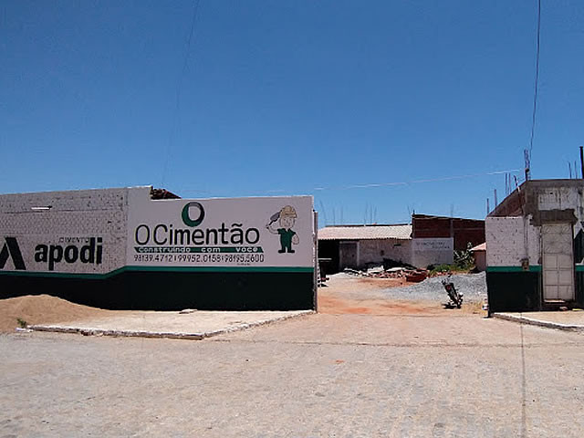 Casa de material de construção é alvo de roubo a mão armada em Aparecida