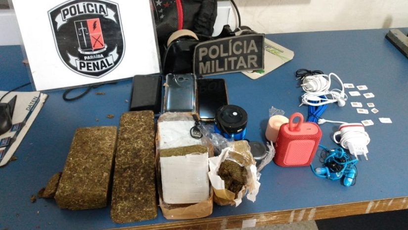 Policiais penais e militares apreendem droga e celulares na Colônia Agrícola Penal de Sousa