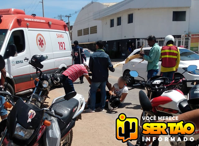 Mulher fica ferida em acidente com moto na cidade de Sousa