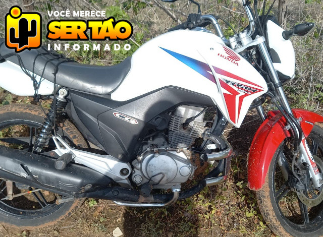 Moto roubada é recuperada pela Polícia Militar na cidade de Sousa