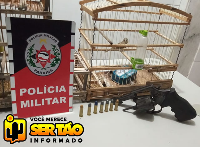 Polícia Militar apreende arma de fogo e aves silvestres em abordagem na cidade de Sousa