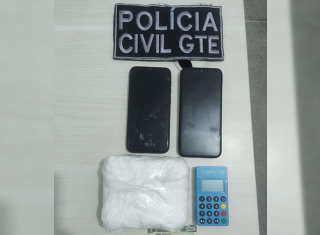 Casal é preso pela Polícia Civil transportando cocaína na cidade de Cajazeiras